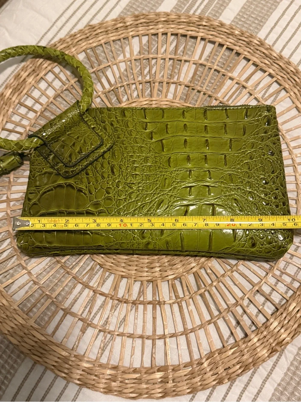 N/A stylish olive